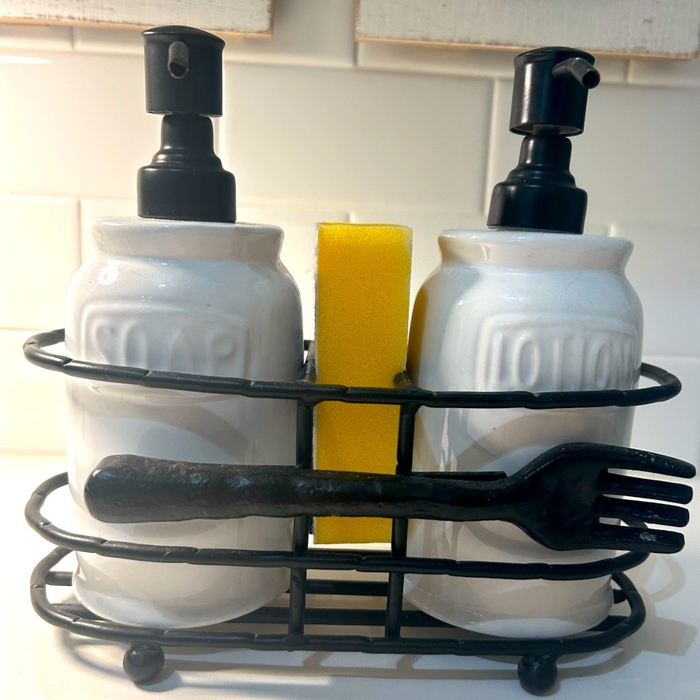 Dish Soap/Lotion set with caddy and sponge included